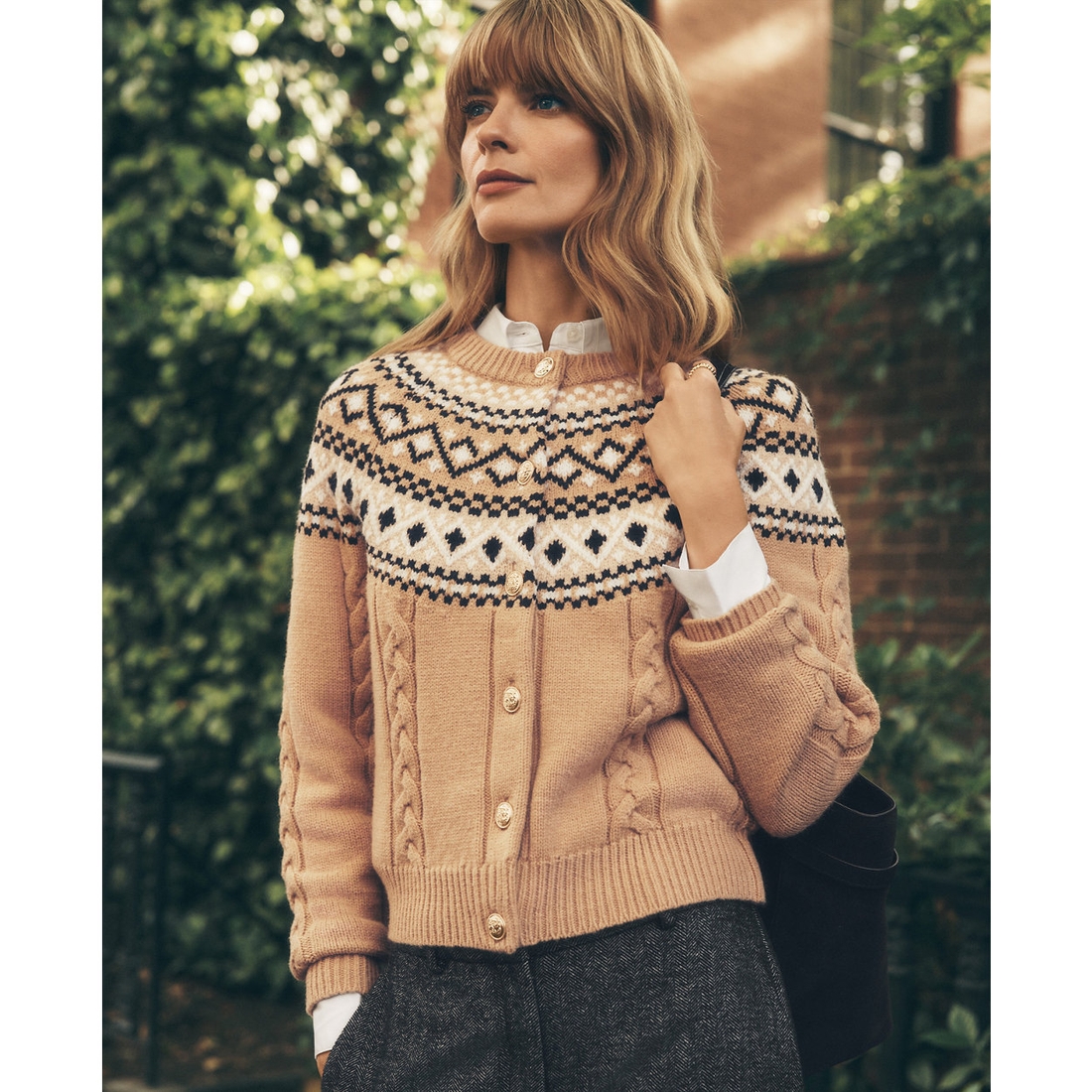 Ann Taylor Store -Ann Taylor Store 39566881 B01 36286 00