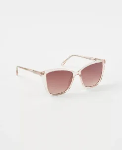 Elegant Butterfly Sunglasses - Stylish & Flattering Oversized Frames