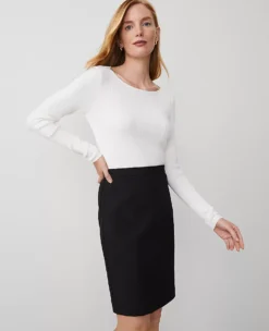 Professional Black Bi-Stretch Pencil Skirt - Wrinkle-Resistant Workwear