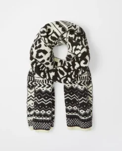 Fair Isle Snow Leopard Blanket Scarf - Cozy Oversized Winter Wrap