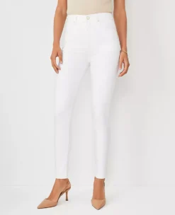 Highest Rise Sculpting Skinny Jeans in Crisp White