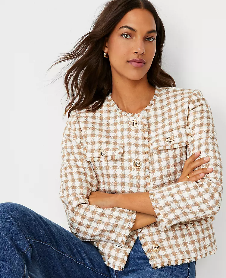 Elegant Fringe-Trimmed Tweed Button Jacket 3 Elegant Fringe-Trimmed Tweed Button Jacket - Image 3