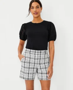 Women's Plaid Metro Shorts: Sophisticated Mid-Thigh Tailored Fit