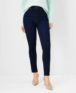 Curvy Sculpting Pocket High Rise Skinny Jeans In Rinse Wash