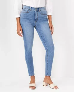 High Rise Curvy Sculpting Skinny Jeans - Light Vintage Indigo Wash