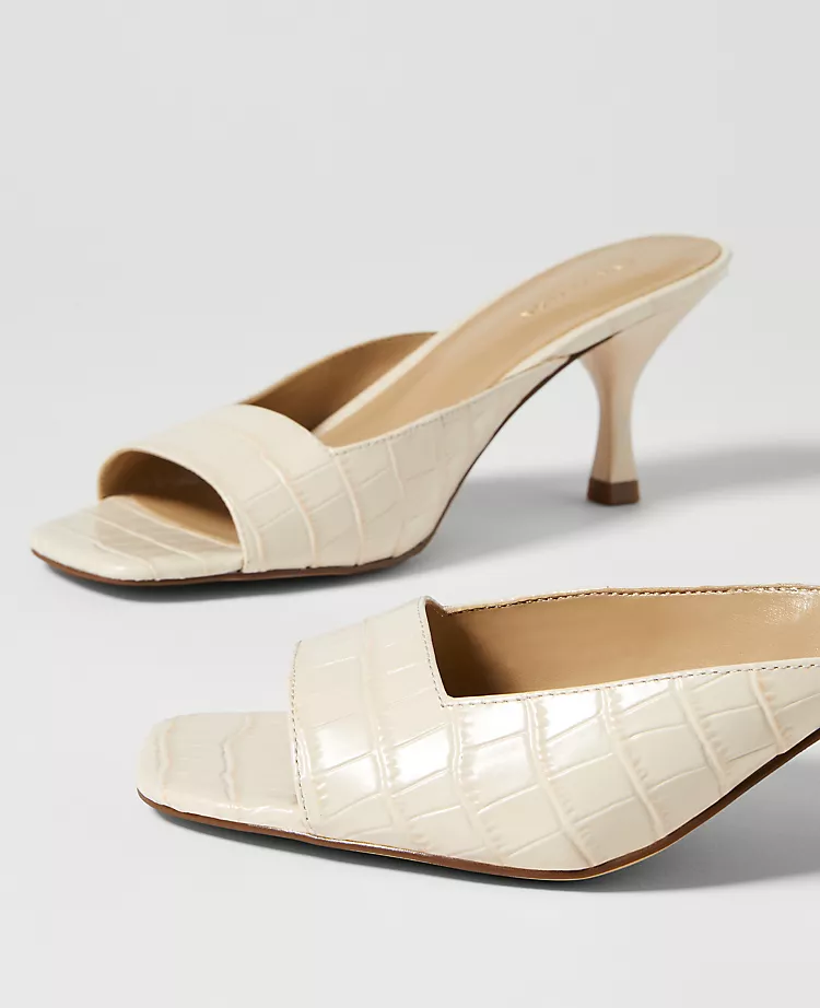 Elegant Embossed Leather Square Toe Sandals with Padded Comfort 2 Elegant Embossed Leather Square Toe Sandals with Padded Comfort - Image 2