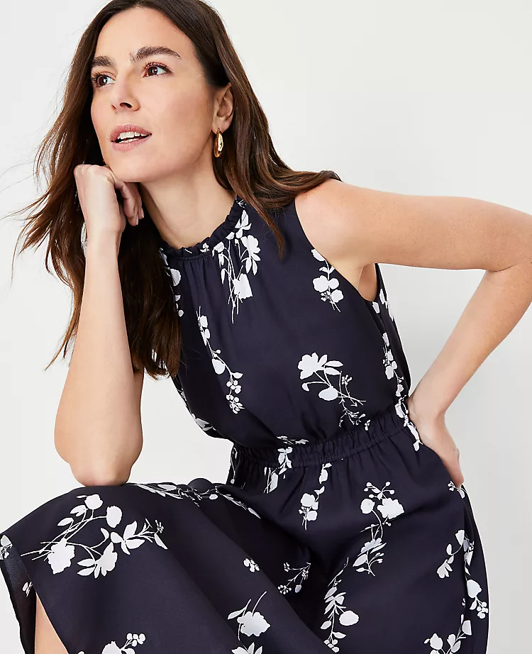 Floral Gathered Sleeveless Flare Dress 3 Floral Gathered Sleeveless Flare Dress - Image 3