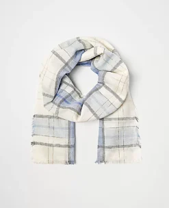 Elegant Shimmer Plaid Scarf with Soft Fringe Detail