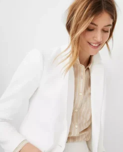 Women's Petite Herringbone Linen Blend One-Button Blazer 6 Women's Petite Herringbone Linen Blend One-Button Blazer -Ann Taylor Store 611211 9000 ALT2