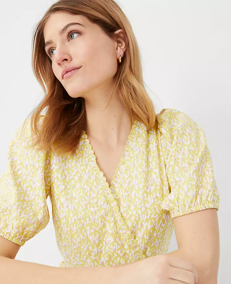 Petite Floral Puff Sleeve Wrap Dress - Spring Professional Workwear 3 Petite Floral Puff Sleeve Wrap Dress - Spring Professional Workwear - Image 3