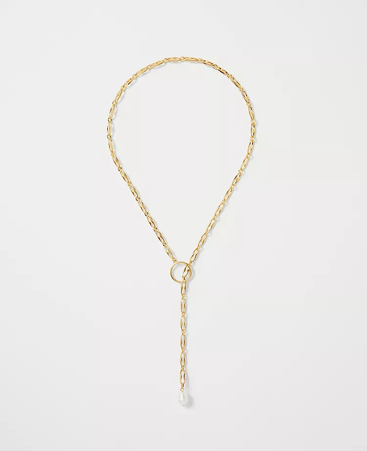 Pearlized Chain Link Lariat Necklace for Timeless Style 1 Pearlized Chain Link Lariat Necklace for Timeless Style