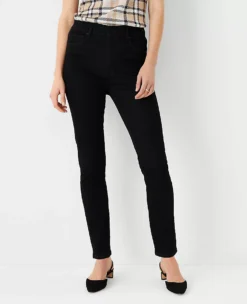 Sculpting High Rise Skinny Jeans in Jet Black Performance Stretch