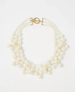 Elegant Triple Strand Luminous Pearlized Statement Necklace
