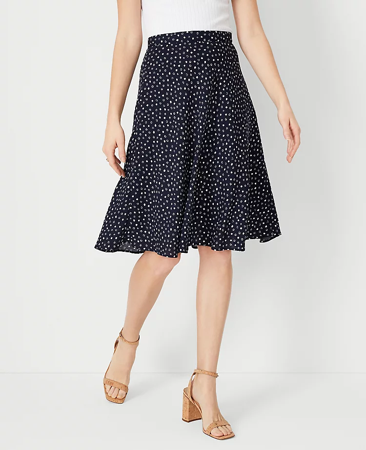 Spotted Flowy Full Skirt - Elegant Knee-Length Swing Silhouette 1 Spotted Flowy Full Skirt - Elegant Knee-Length Swing Silhouette