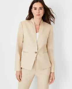 The Cutaway Blazer In Linen Blend