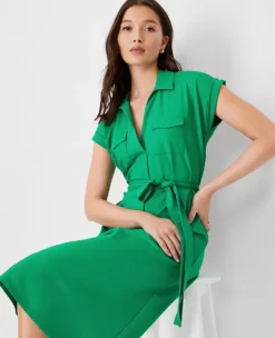 Petite Cap Sleeve Pocket Shirtdress with Flattering Self-Tie Belt 5 Petite Cap Sleeve Pocket Shirtdress with Flattering Self-Tie Belt -Ann Taylor Store 614430 3591 ALT2