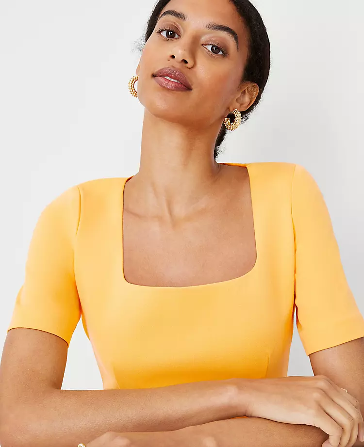 Women's Petite Scoop Neck Short Sleeve Sheath Dress 3 Women's Petite Scoop Neck Short Sleeve Sheath Dress - Image 3