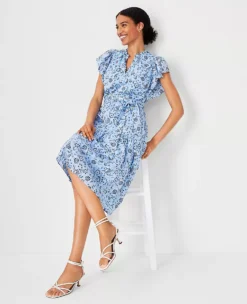 Petite Floral Flutter Sleeve Belted Flare Dress for Work and Summer -Ann Taylor Store 614489 018571 ALT2