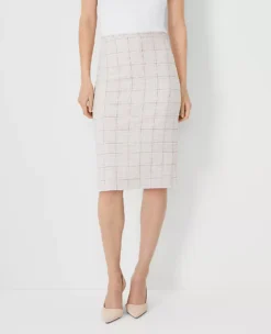 Petite Plaid Pencil Skirt - Tailored Knee-Length Professional Workwear