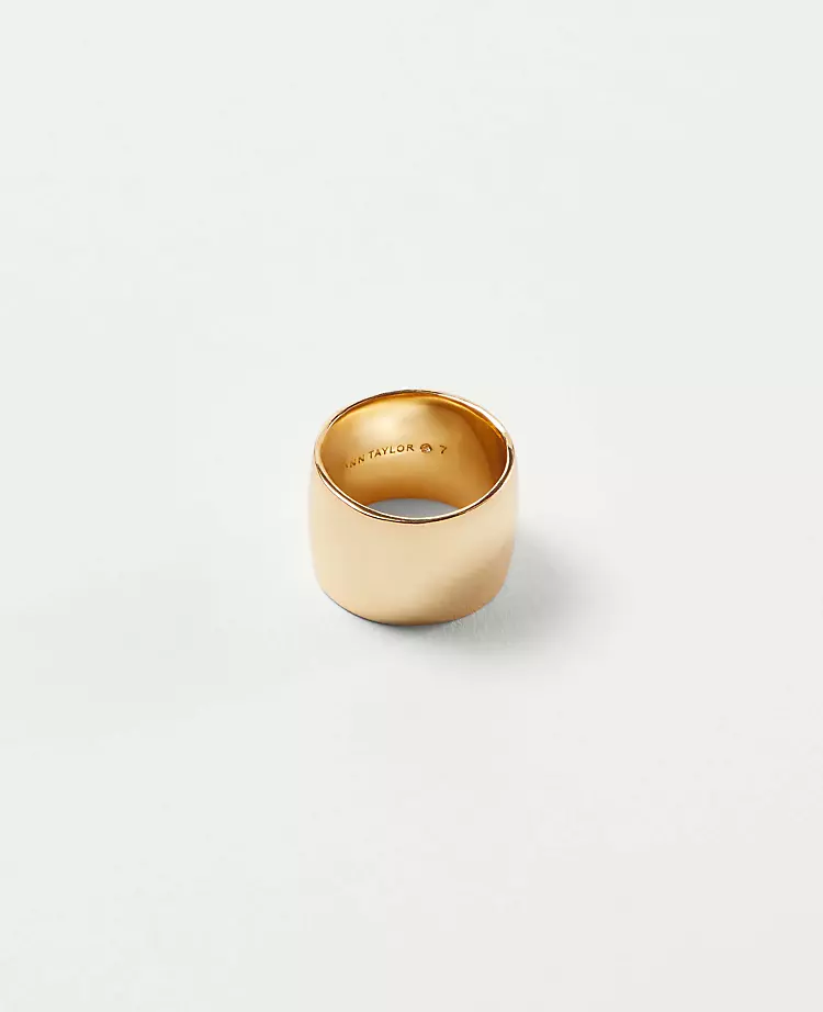 Wide High-Polish Metal Statement Ring for Modern Elegance 1 Wide High-Polish Metal Statement Ring for Modern Elegance