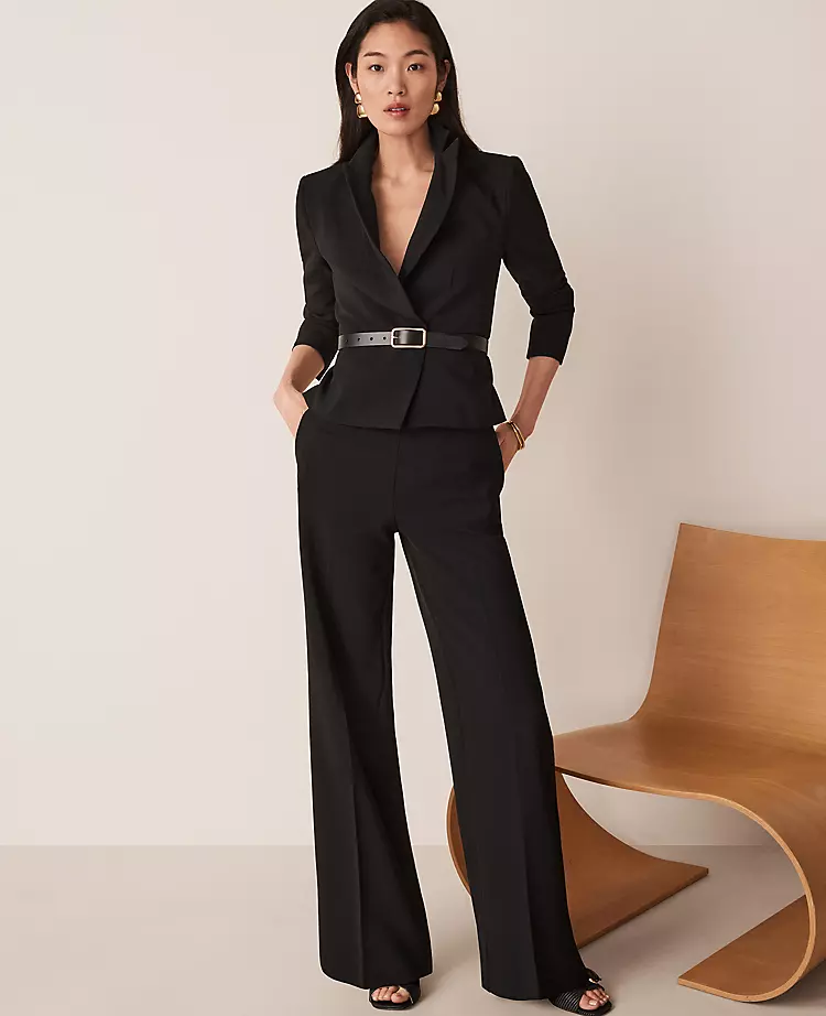 The Wide-Leg Pant In Fluid Crepe Black 5 The Wide-Leg Pant In Fluid Crepe Black - Image 5