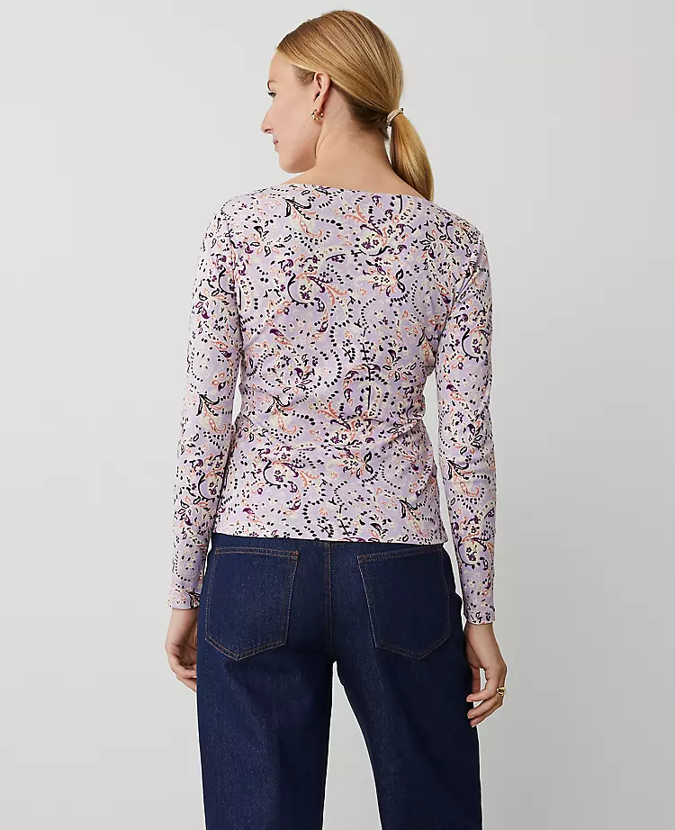 Wide V-Neck Top Lilac 2 Wide V-Neck Top Lilac - Image 2