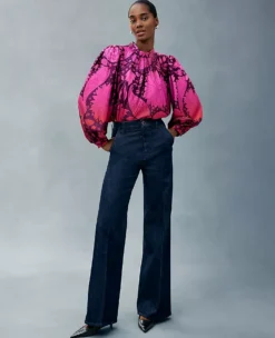 The Petite Sculpting Denim Trouser in Classic Rinse Wash -Ann Taylor Store 830054 2608 MKTG6