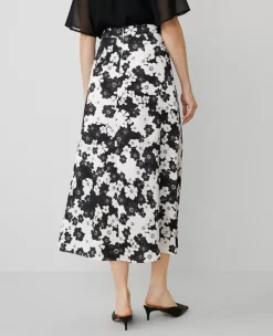 Elegant Black Floral Satin Maxi Skirt with Side Slit -Ann Taylor Store 830921 517667 ALT2
