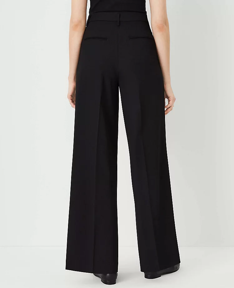 High-Rise Petite Pleated Wide-Leg Pants in Classic Black 3 High-Rise Petite Pleated Wide-Leg Pants in Classic Black - Image 3