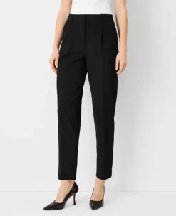 The High Rise Pleated Taper Pant In Seasonless Stretch Black