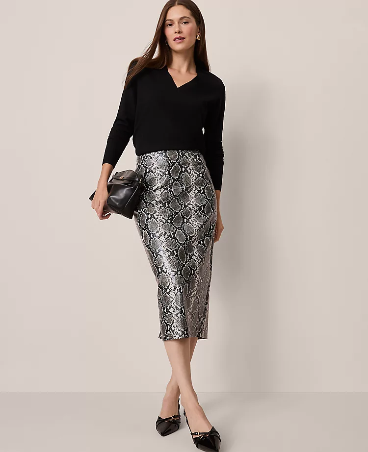 Snake Print Pencil Skirt - High-Waisted Faux Leather Midi Skirt 2 Snake Print Pencil Skirt - High-Waisted Faux Leather Midi Skirt - Image 2