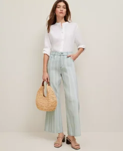 Petite High-Rise Wide-Leg Crop Jeans in Light Wash Denim