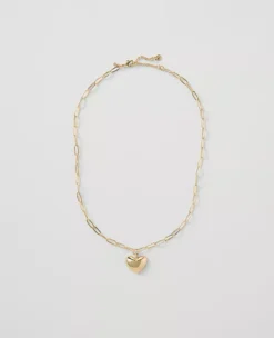 Elegant Gold Heart Pendant Necklace with Polished Finish