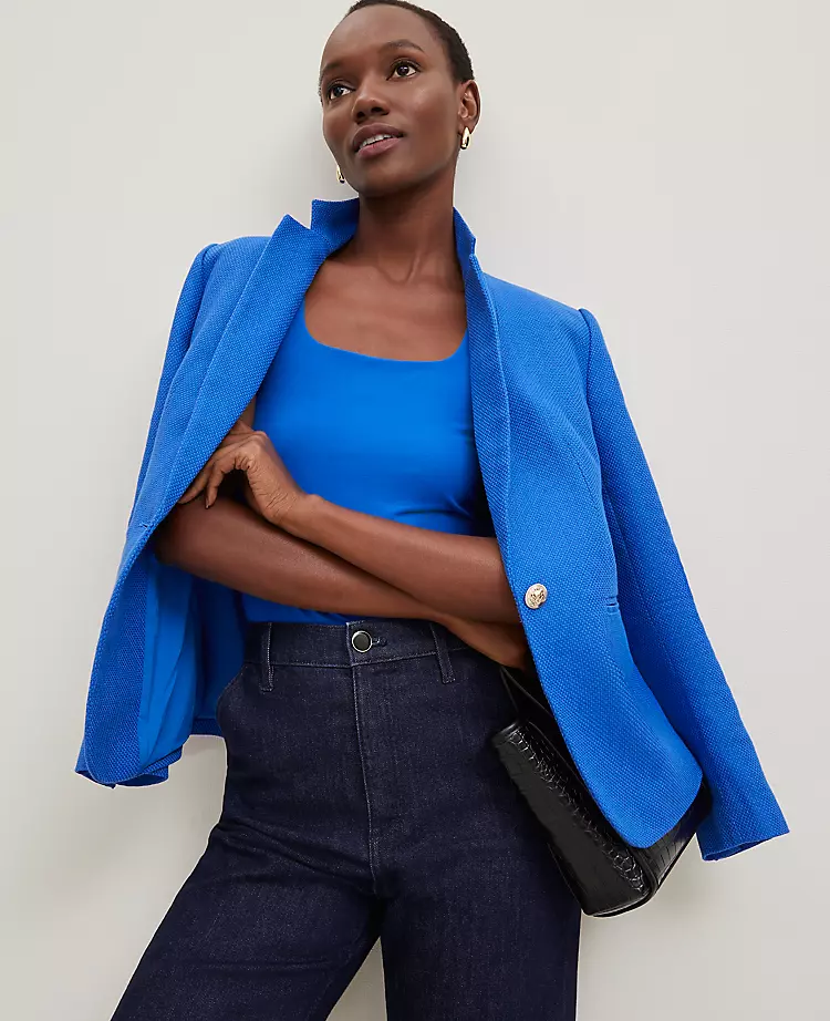 Petite Blue Tailored Blazer - Textured Hutton Suiting Jacket 4 Petite Blue Tailored Blazer - Textured Hutton Suiting Jacket - Image 4