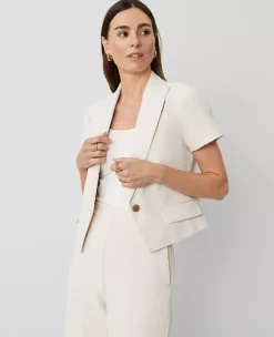 Petite Short Sleeve Fluid Crepe Blazer in Ivory Whisper