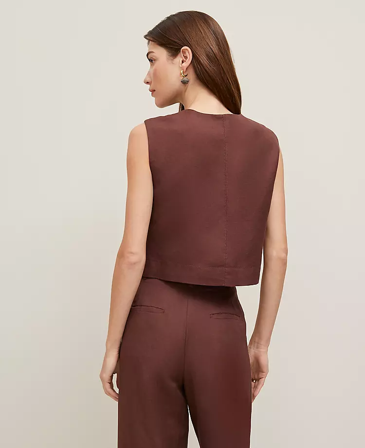 Petite Cropped Linen Blend Vest with Patch Pockets in Rich Walnut 2 Petite Cropped Linen Blend Vest with Patch Pockets in Rich Walnut - Image 2