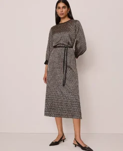 Petite Chain Link Print Midi Dress in Black with Self-Tie Waist