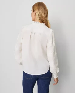 Petite Winter White Lace Trim Blouse - Elegant Ruffle Collar Cotton Top 5 Petite Winter White Lace Trim Blouse - Elegant Ruffle Collar Cotton Top -Ann Taylor Store 851470 9192 ALT1