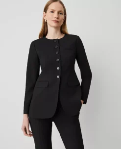 Petite Curved Hem Jacket in Seasonless Stretch - Tailored Black Blazer
