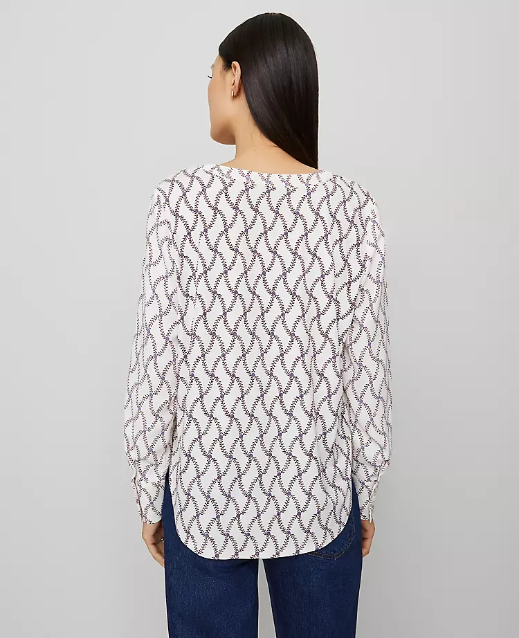 Petite Floral Mixed Media Pleat Front Blouse - Winter White 2 Petite Floral Mixed Media Pleat Front Blouse - Winter White - Image 2