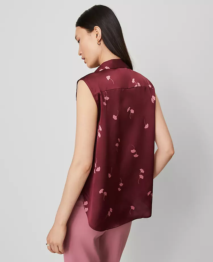 Petite Floral Sleeveless Shirred Yoke Blouse - Windsor Wine 2 Petite Floral Sleeveless Shirred Yoke Blouse - Windsor Wine - Image 2