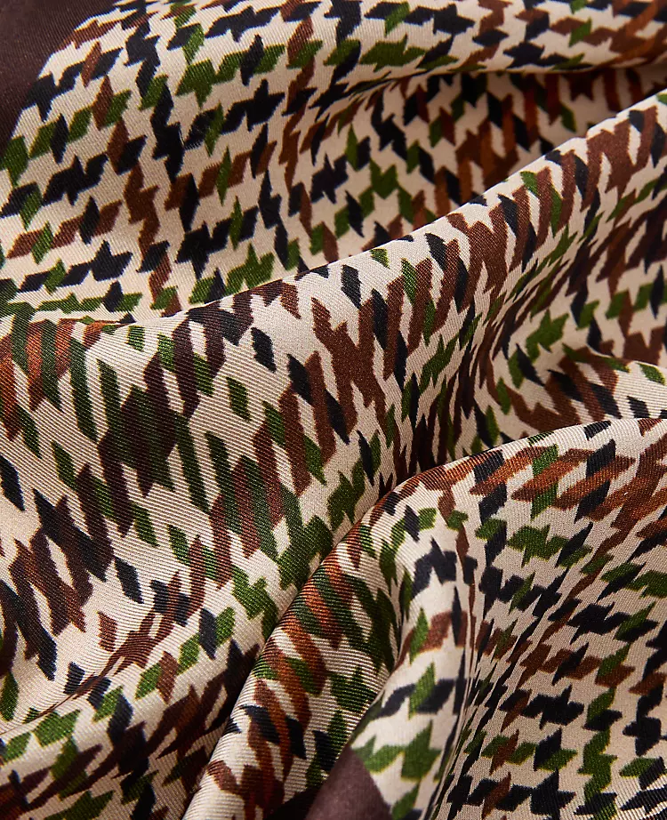 100% Pure Silk Houndstooth Triangle Scarf in Chocolate Brown 2 100% Pure Silk Houndstooth Triangle Scarf in Chocolate Brown - Image 2